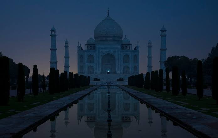 Taj Mahal Overnight Tour from Delhi